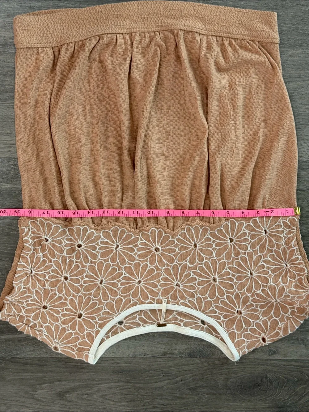 Free People Daisy Embroidered Smocked Hem Boho Peasant Top Blouse Pink M